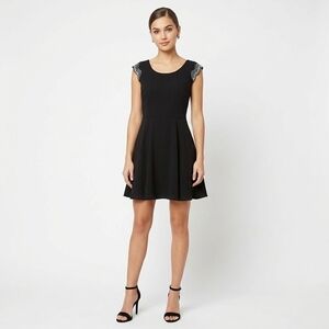 NEW Black Embellished Open Back Dress Sz M/6